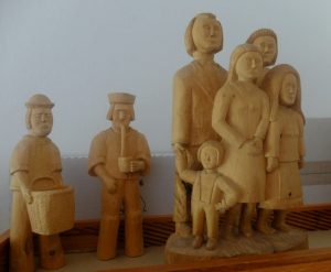 Drevené postavičky z tvorby Š. Meliša (foto: M. Furman)